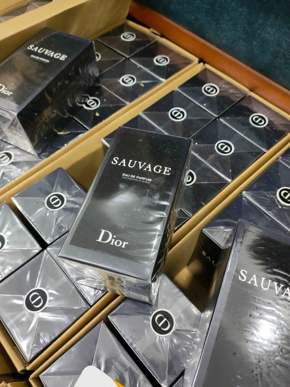 Authentic Perfume & Cologne Pallet (150 Pieces)