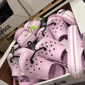 Wholesale Crocs liquidation pallet with bulk footwear